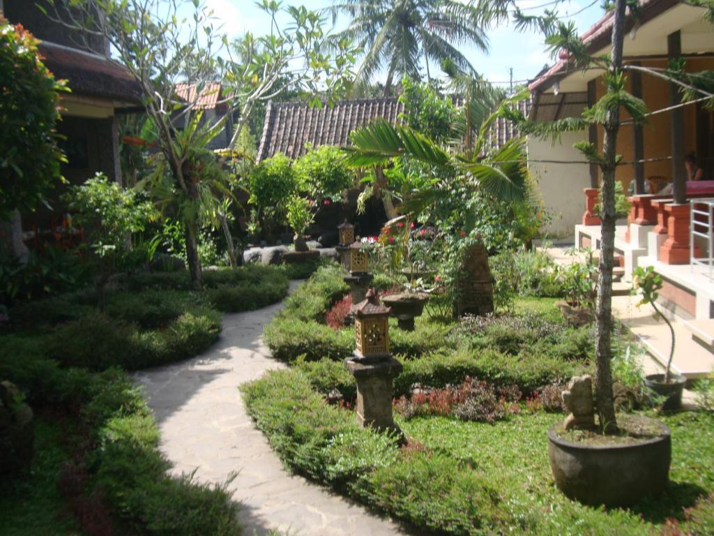 Gusti Home Stay Ubud Zewnętrze zdjęcie