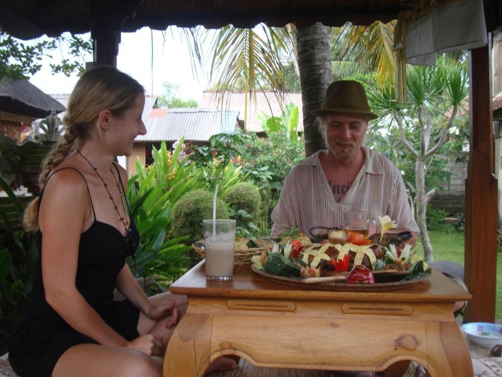 Gusti Home Stay Ubud Zewnętrze zdjęcie