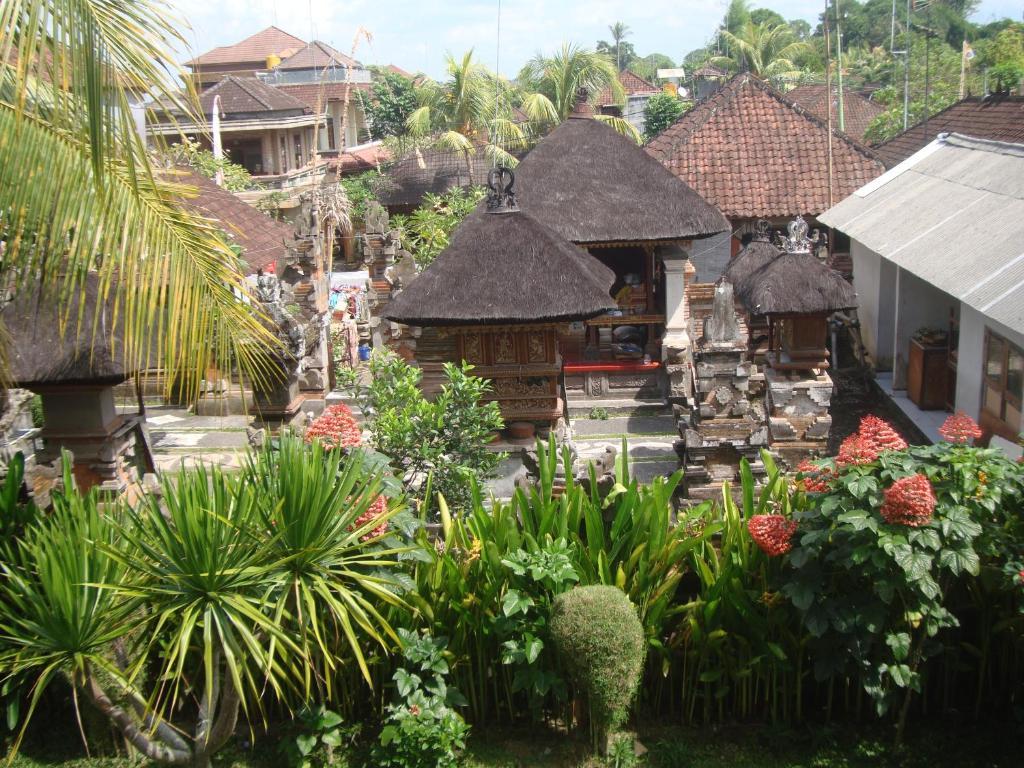Gusti Home Stay Ubud Zewnętrze zdjęcie