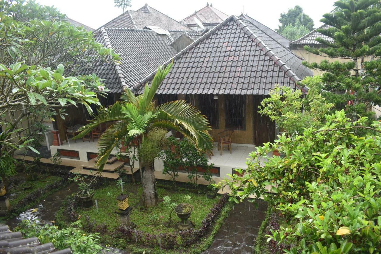 Gusti Home Stay Ubud Zewnętrze zdjęcie